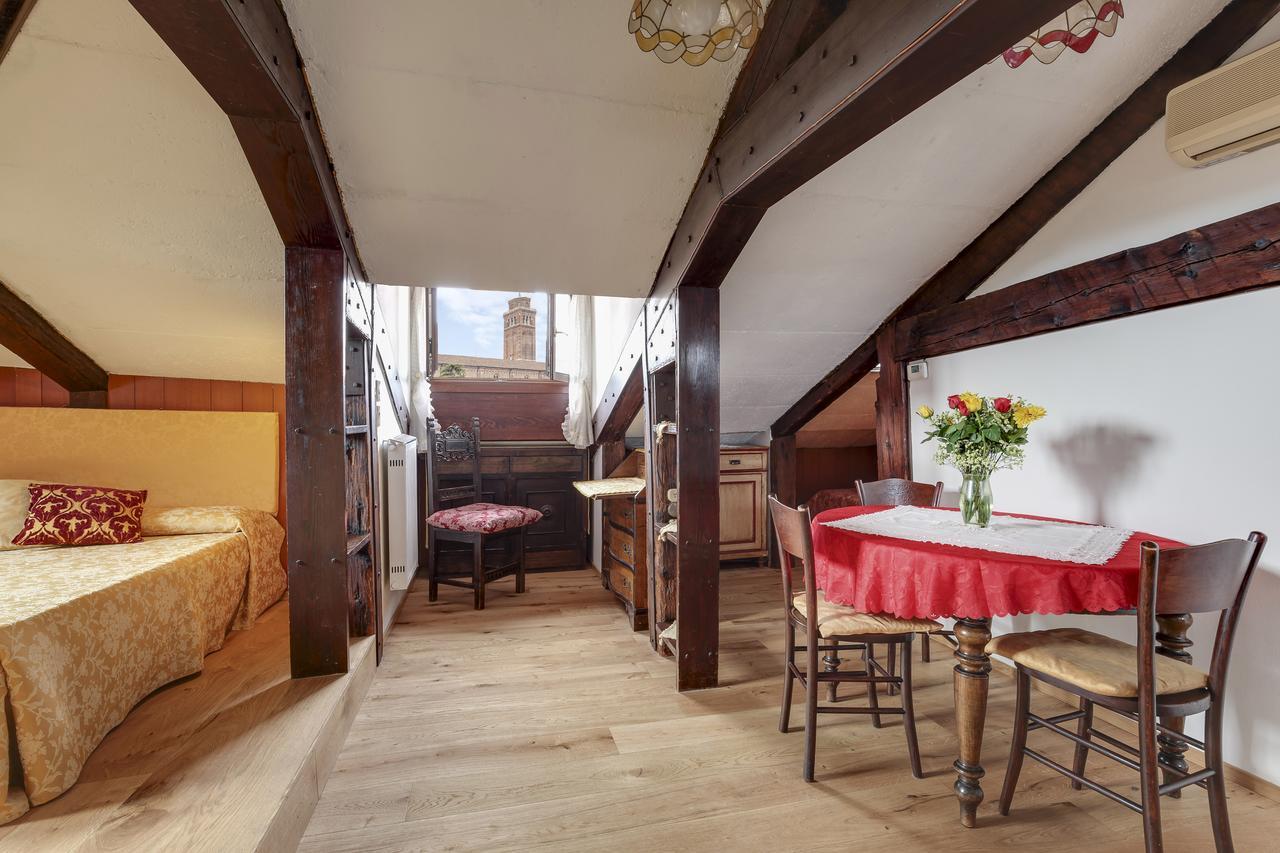 Ca' Badoer Attic Apartamento Venecia