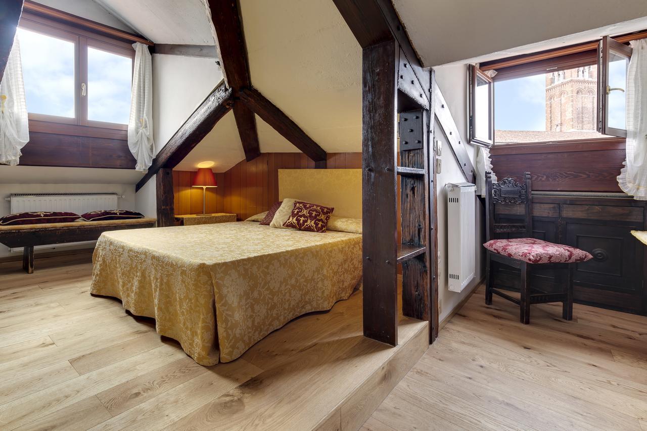 Ca' Badoer Attic * Wenecja